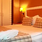 Alyon Otel 3*