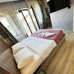 Otel Alyon 3*