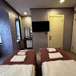 Otel Alyon 3*