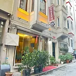 Alyon Otel