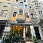 Alyon İstanbul