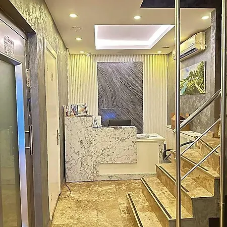 Szálloda Alyon 3*