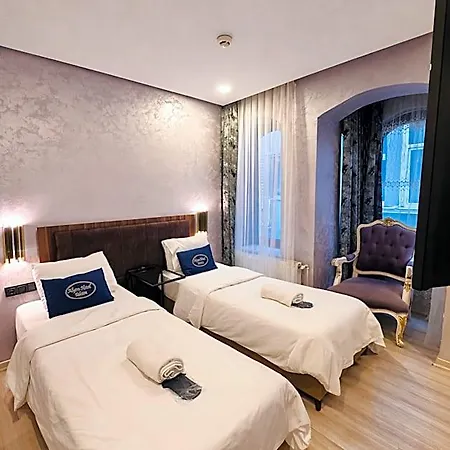 Hotel Alyon