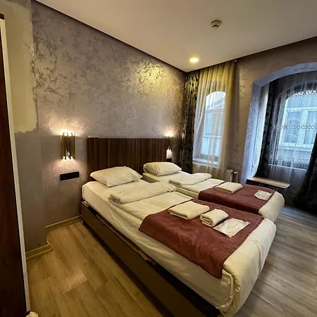 Alyon Hotel