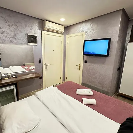 Alyon 3* İstanbul